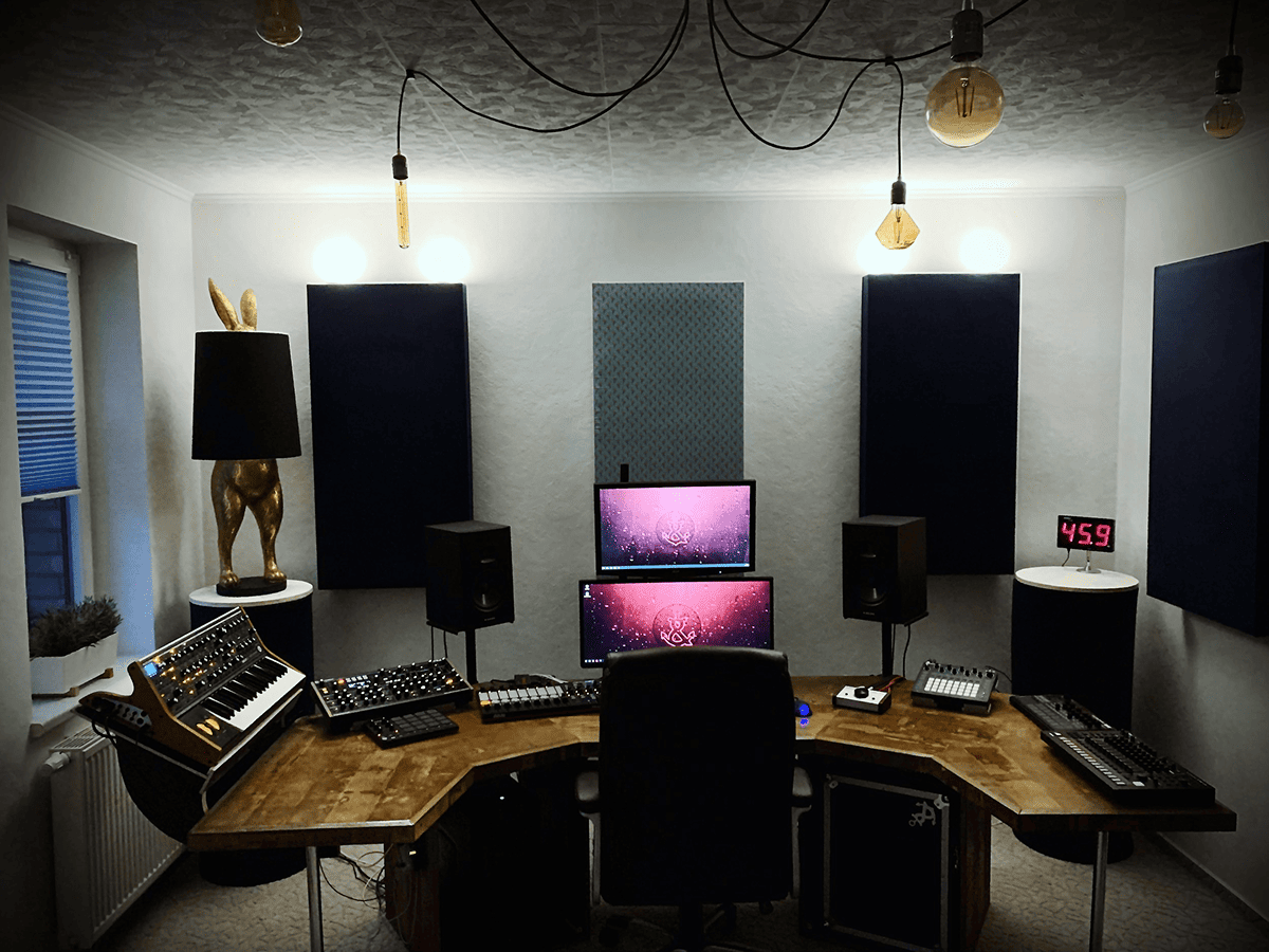 Music & Karaoke Studio