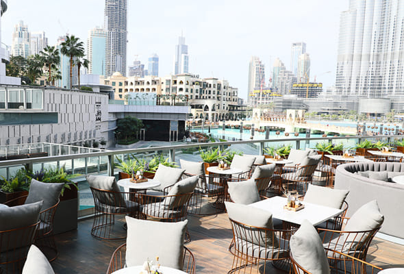 Cafes and Retail Promenade