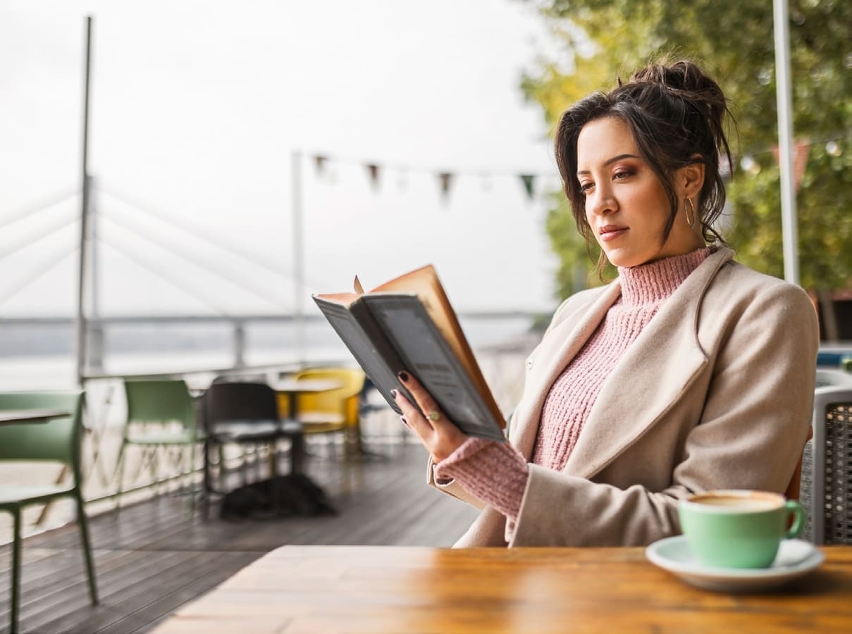 Retail & Dining Options